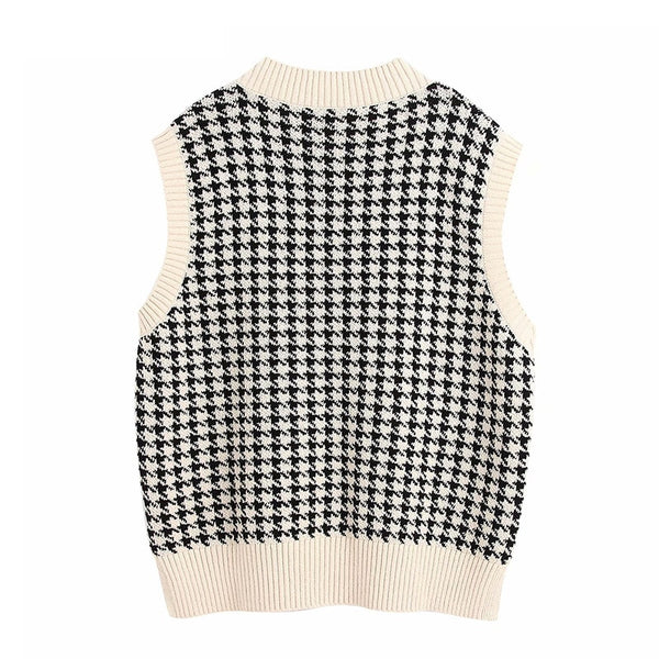 Oversized Knitted Vest